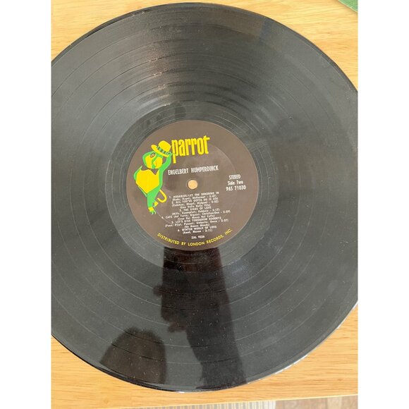 Engelbert Humperdinck "I'm A Better Man" Vinyl PAS 71030 Album Vintage Record - Picture 3 of 4
